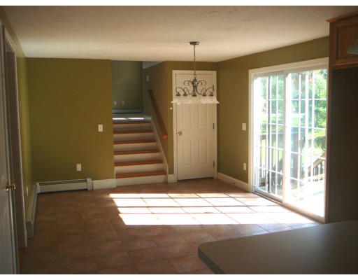 6 Lizzy Lane Rutland, MA 01543 - Photo 4 of 13