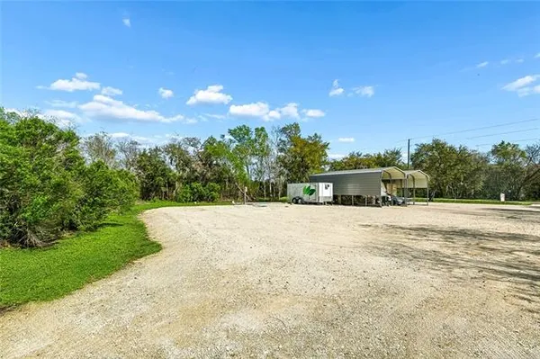 $89,900 | 639 Florissant Highway, St. Bernard, LA 70085