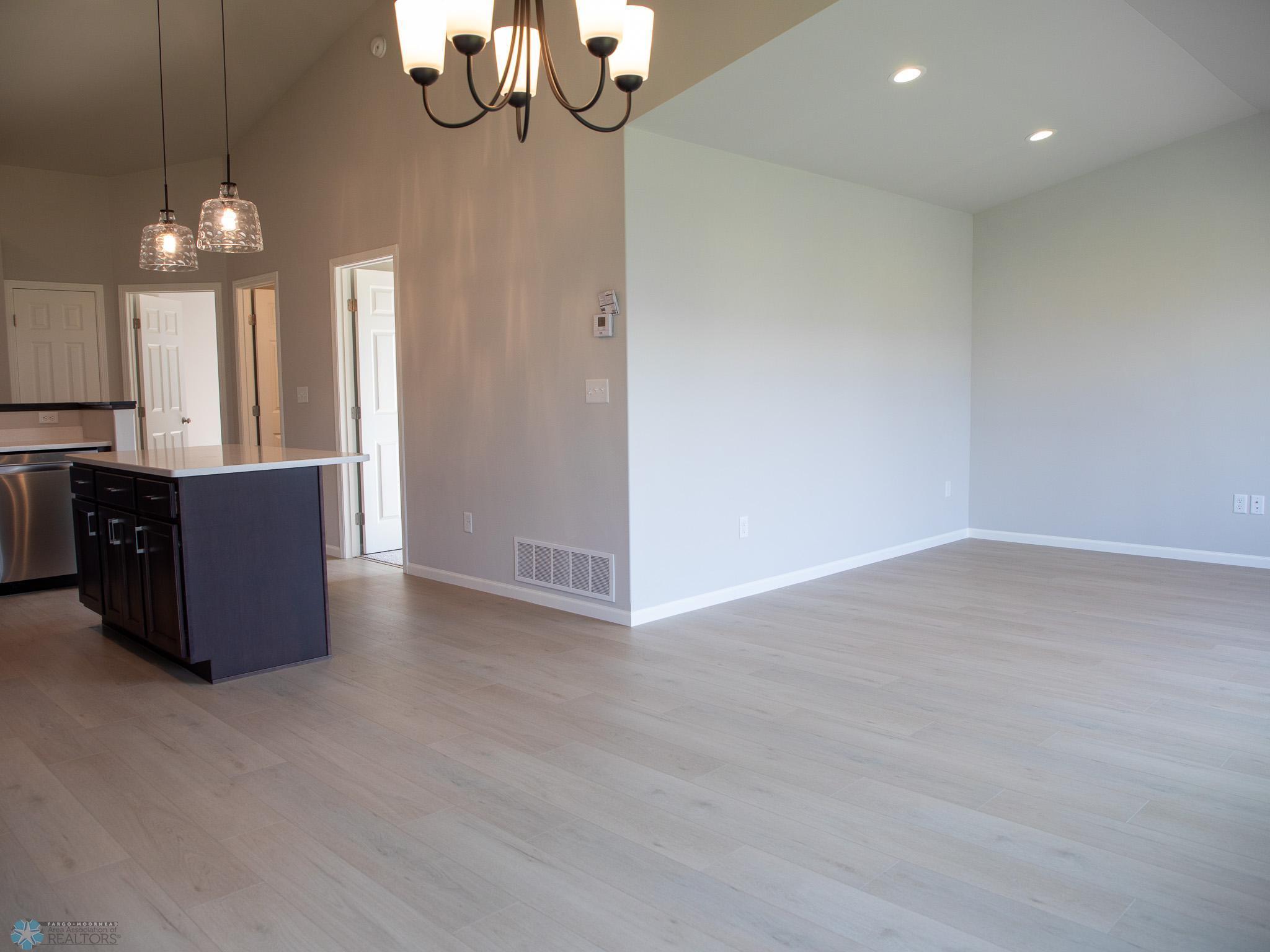 6715 Meadow View Drive South Fargo, ND 58104 - Photo 11 of 29