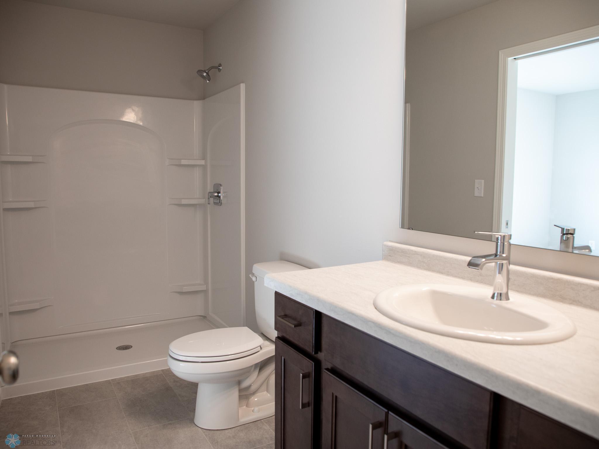 6715 Meadow View Drive South Fargo, ND 58104 - Photo 18 of 29