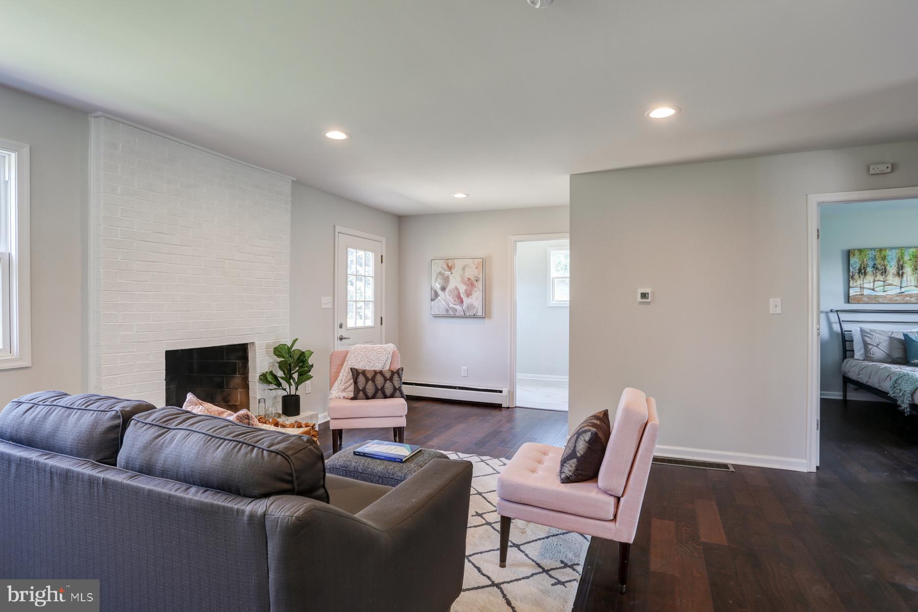 328 Ridge Hill Road Carlisle, PA 17015 - Photo 13 of 54 Family room
