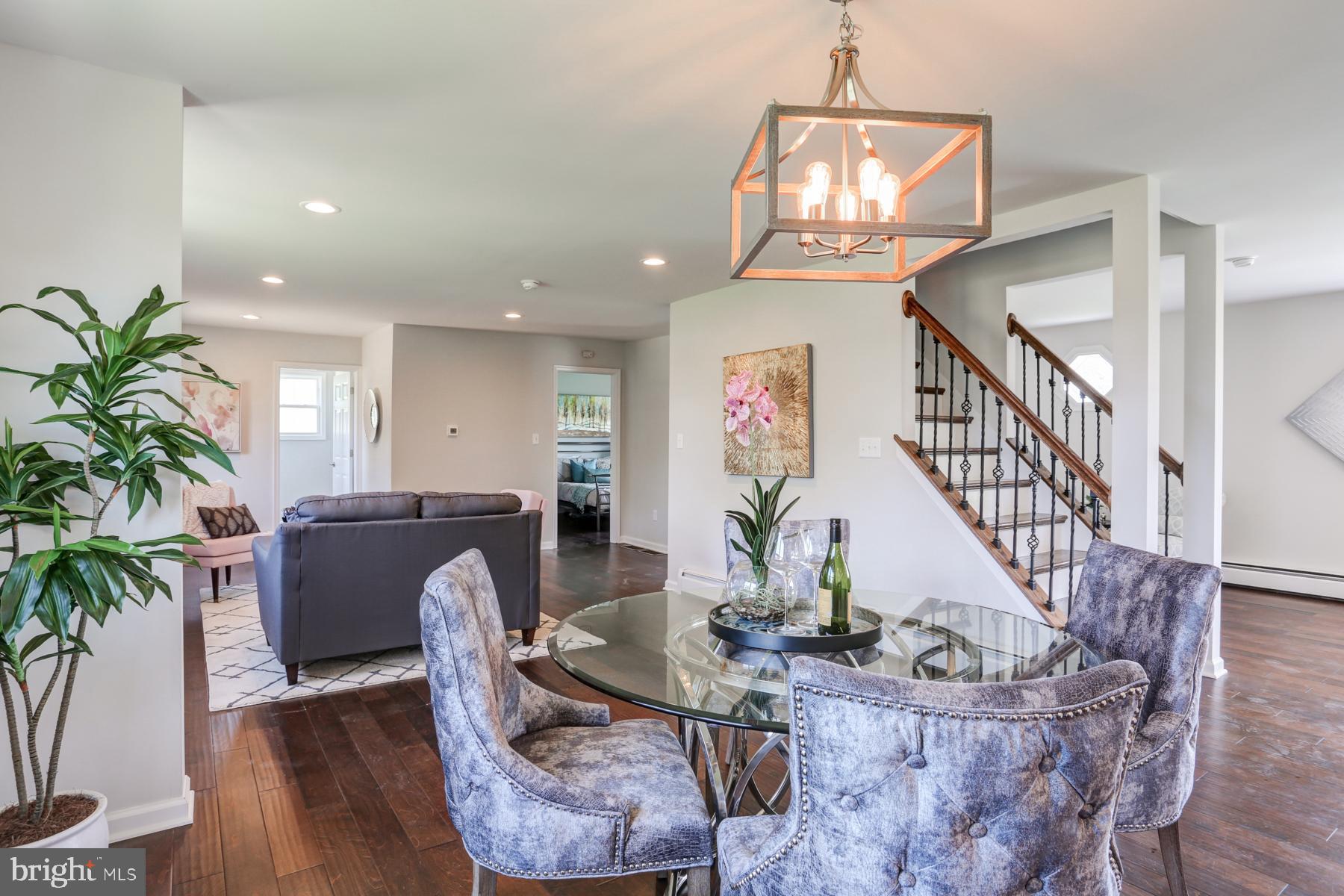 328 Ridge Hill Road Carlisle, PA 17015 - Photo 21 of 54 Dining room