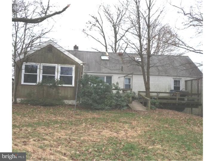 855 Street Road New Hope, PA 18938 - Photo 2 of 3 Exterior Back