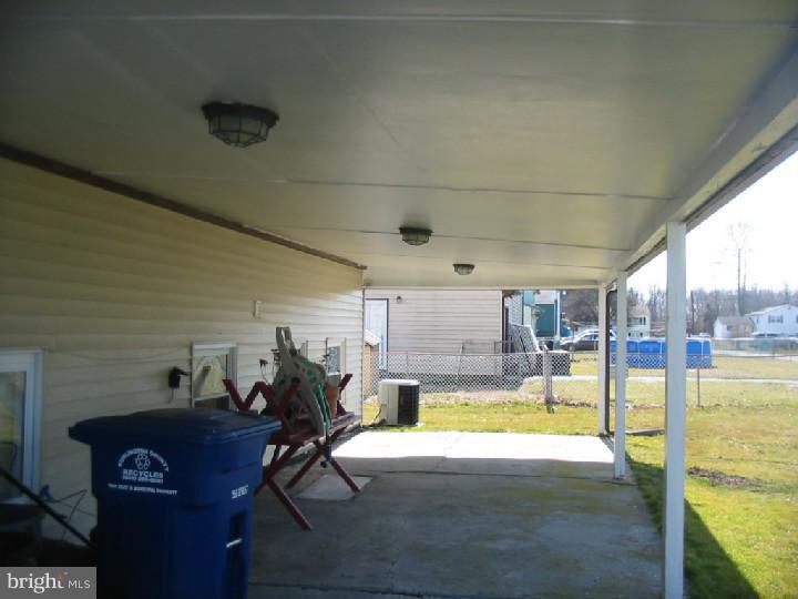 243 College Drive Pemberton, NJ 08068 - Photo 3 of 8 Patio