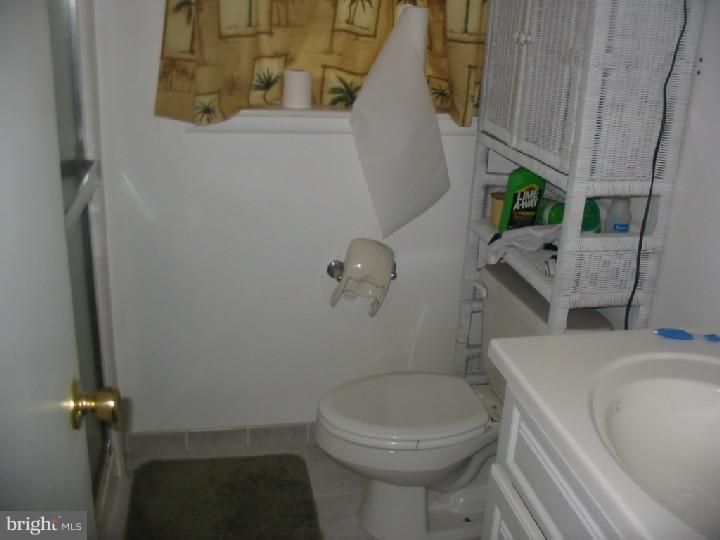 243 College Drive Pemberton, NJ 08068 - Photo 5 of 8 Bathroom