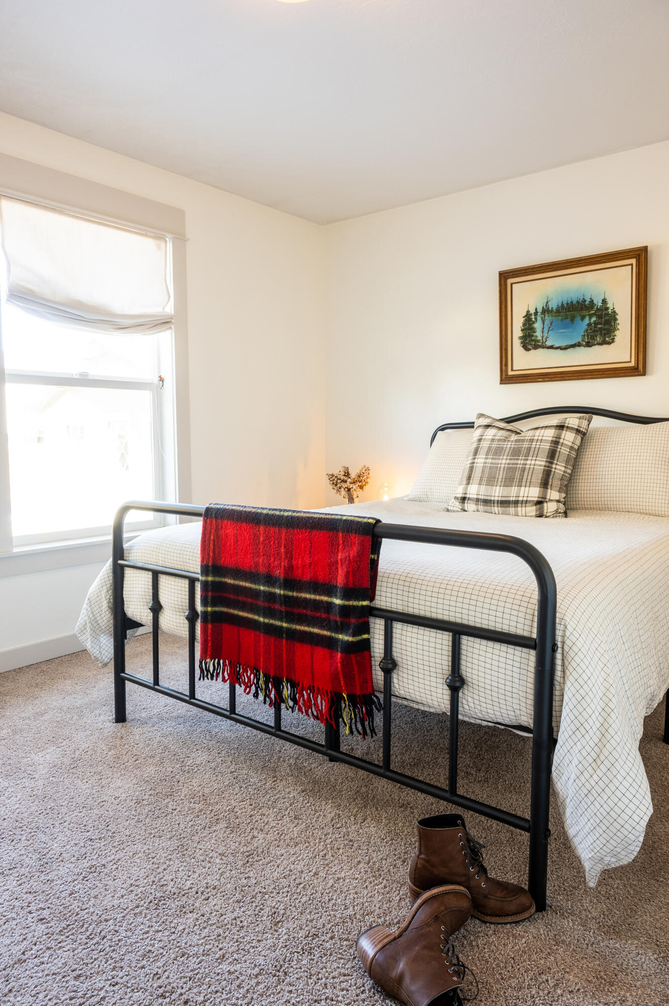 21360 Keyte Road Bend, OR 97701 - Photo 11 of 20 Primary Bedroom