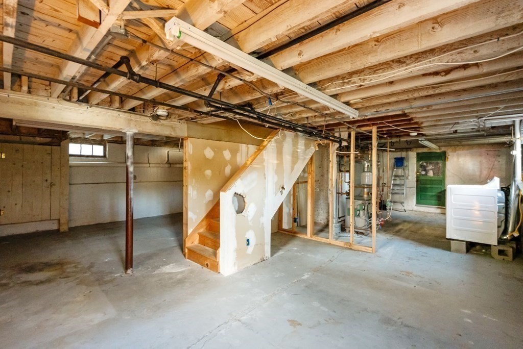 20 Thurston Road Watertown, MA 02472 - Photo 27 of 28 Gallery Image 27