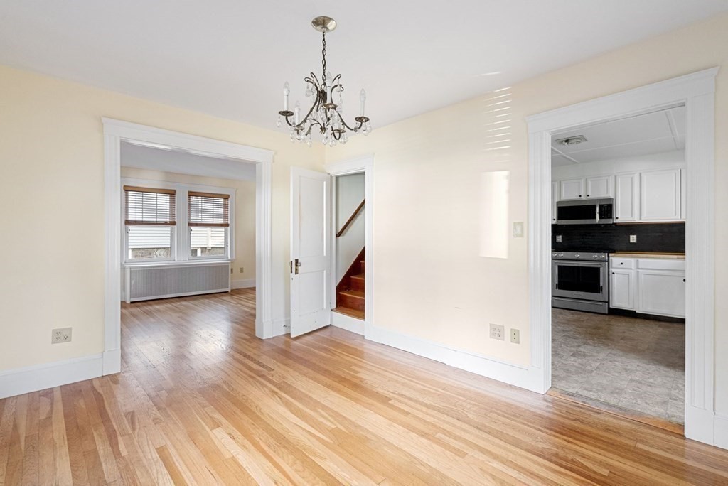20 Thurston Road Watertown, MA 02472 - Photo 8 of 28 Gallery Image 8