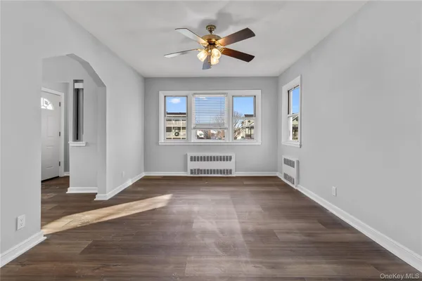 $4,500 | 840 East Broadway, Unit UPPR, Long Beach, NY 11561