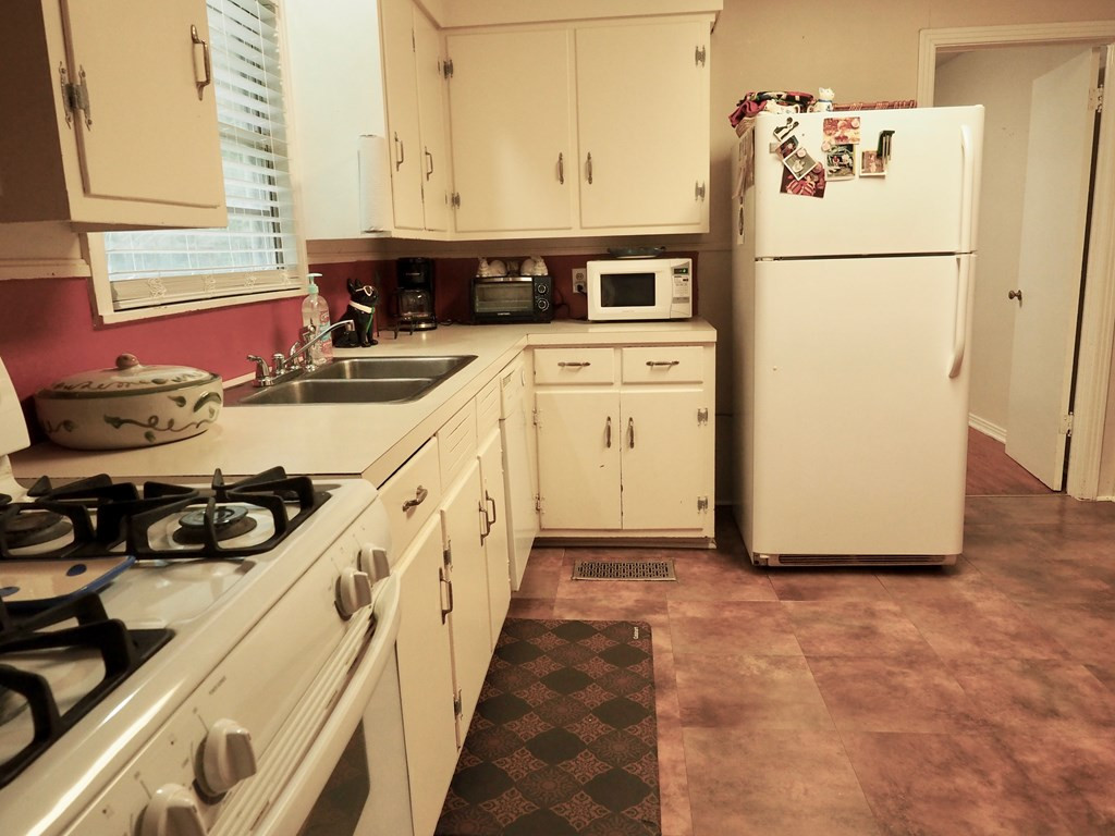 804 Chestnut Street Summit, MS 39666 - Photo 13 of 21 Photo 13