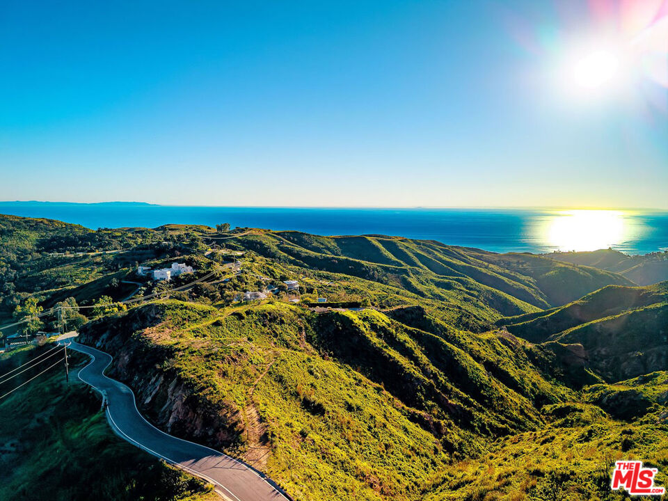 2825 Tuna Canyon Road Topanga, CA 90290 - Photo 20 of 38 an aerial view of residential houses with outdoor space