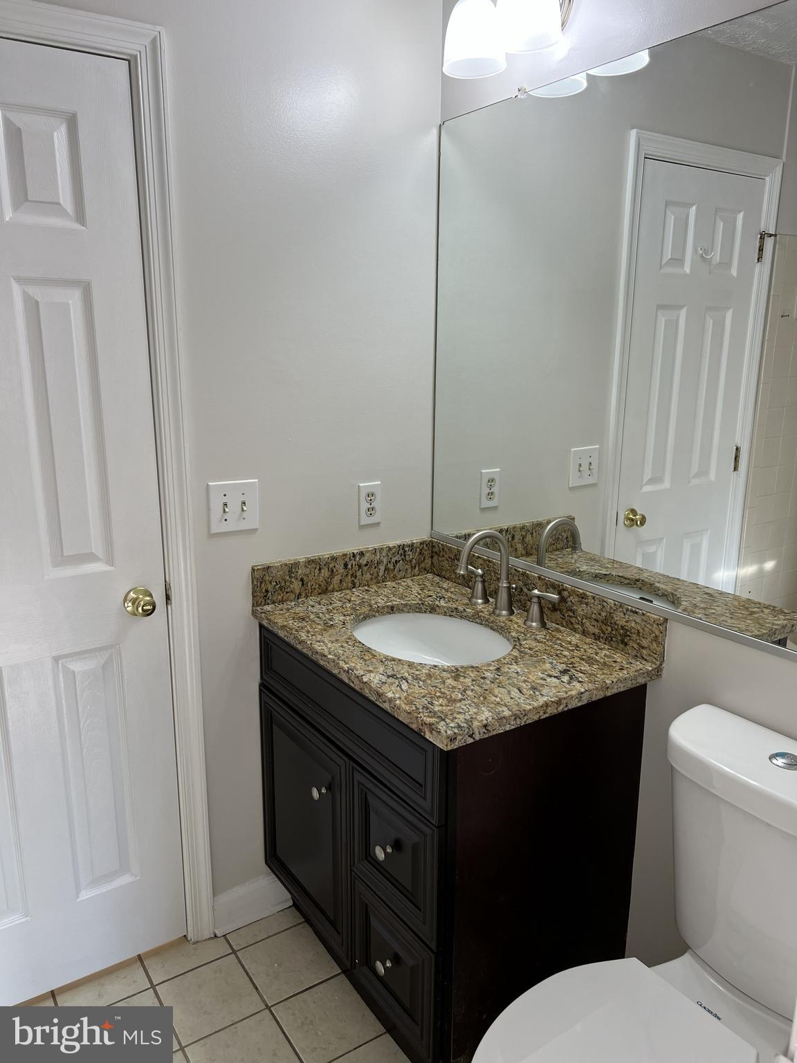 12002 Ridge Knoll Drive, Unit 7 Fairfax, VA 22033 - Photo 13 of 14 guest bath