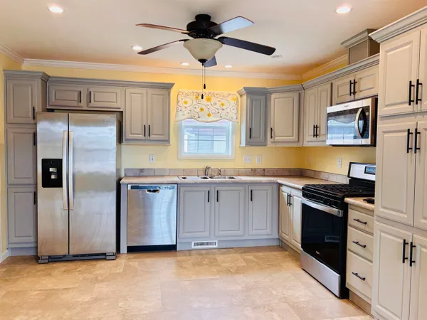 $229,900 | 545 Elm Street, Unit 4, Milford, NH 03055