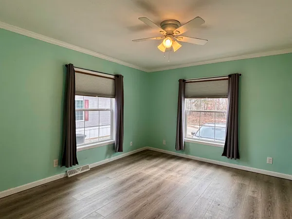 $229,900 | 545 Elm Street, Unit 4, Milford, NH 03055