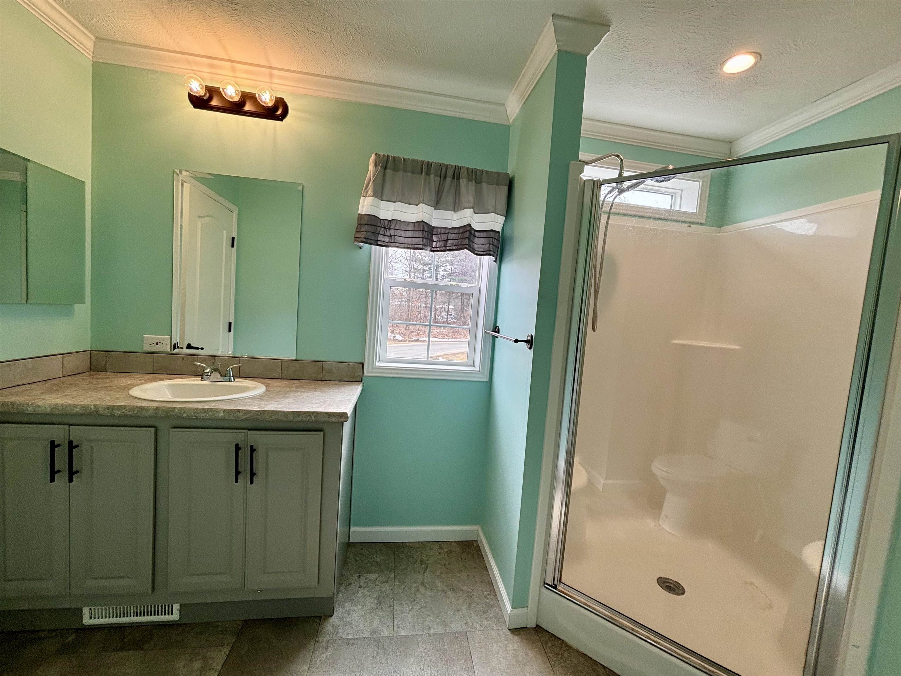 545 Elm Street, Unit 4 Milford, NH 03055 - Photo 26 of 35