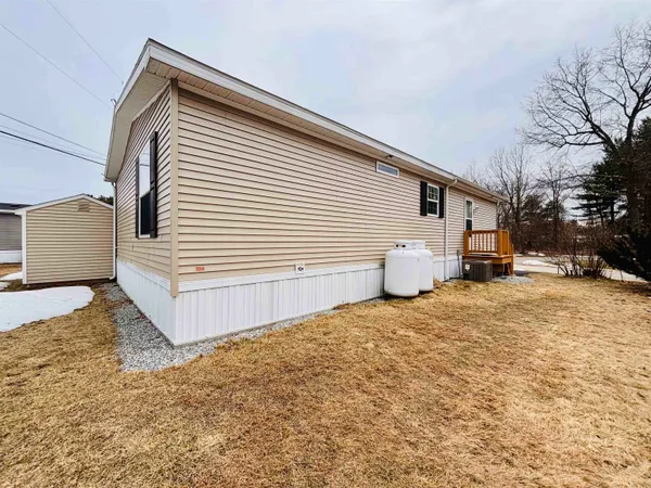 $229,900 | 545 Elm Street, Unit 4, Milford, NH 03055