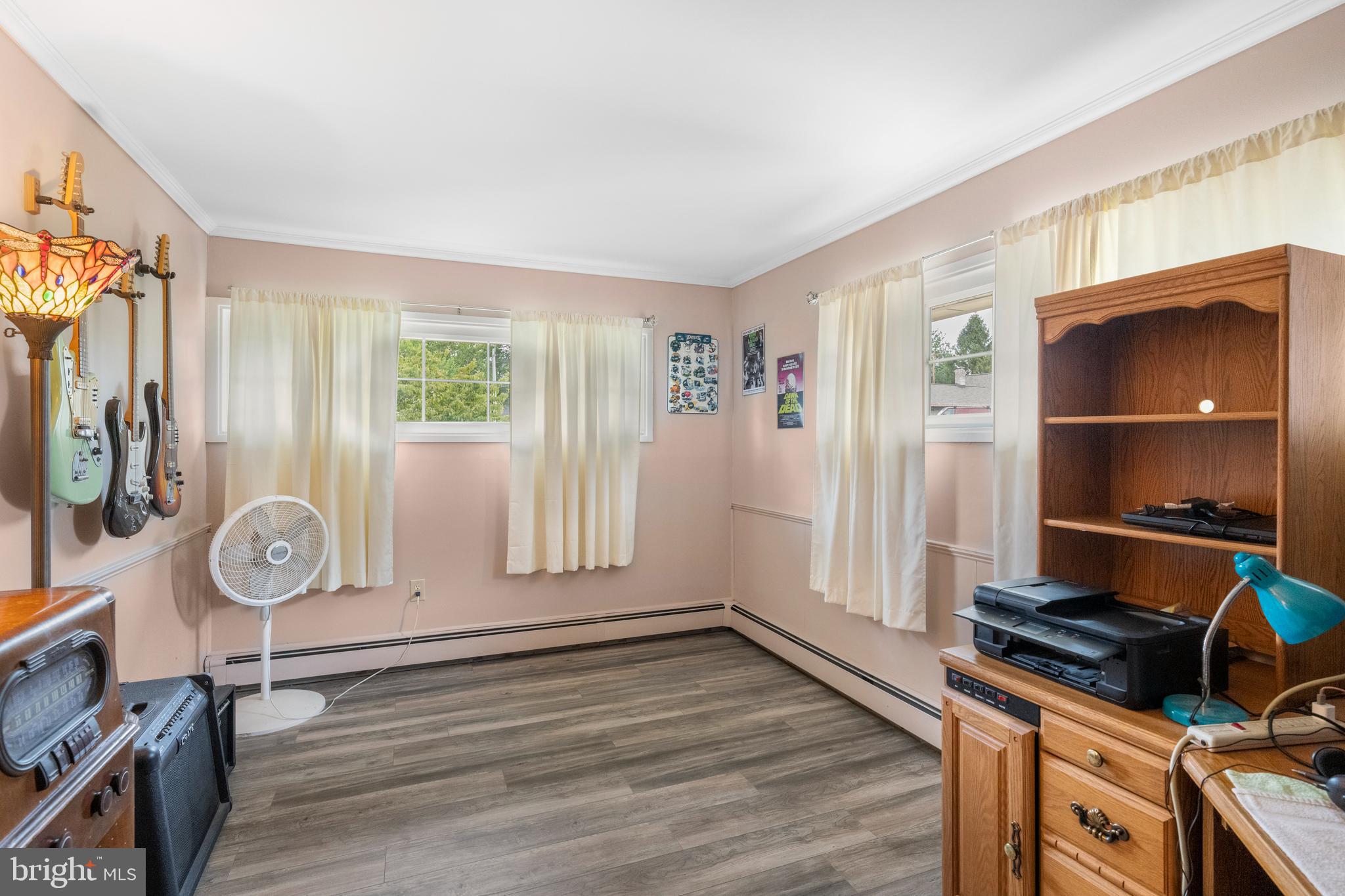10 Sugarplum Road Levittown, PA 19056 - Photo 33 of 38 main floor bedroom 3