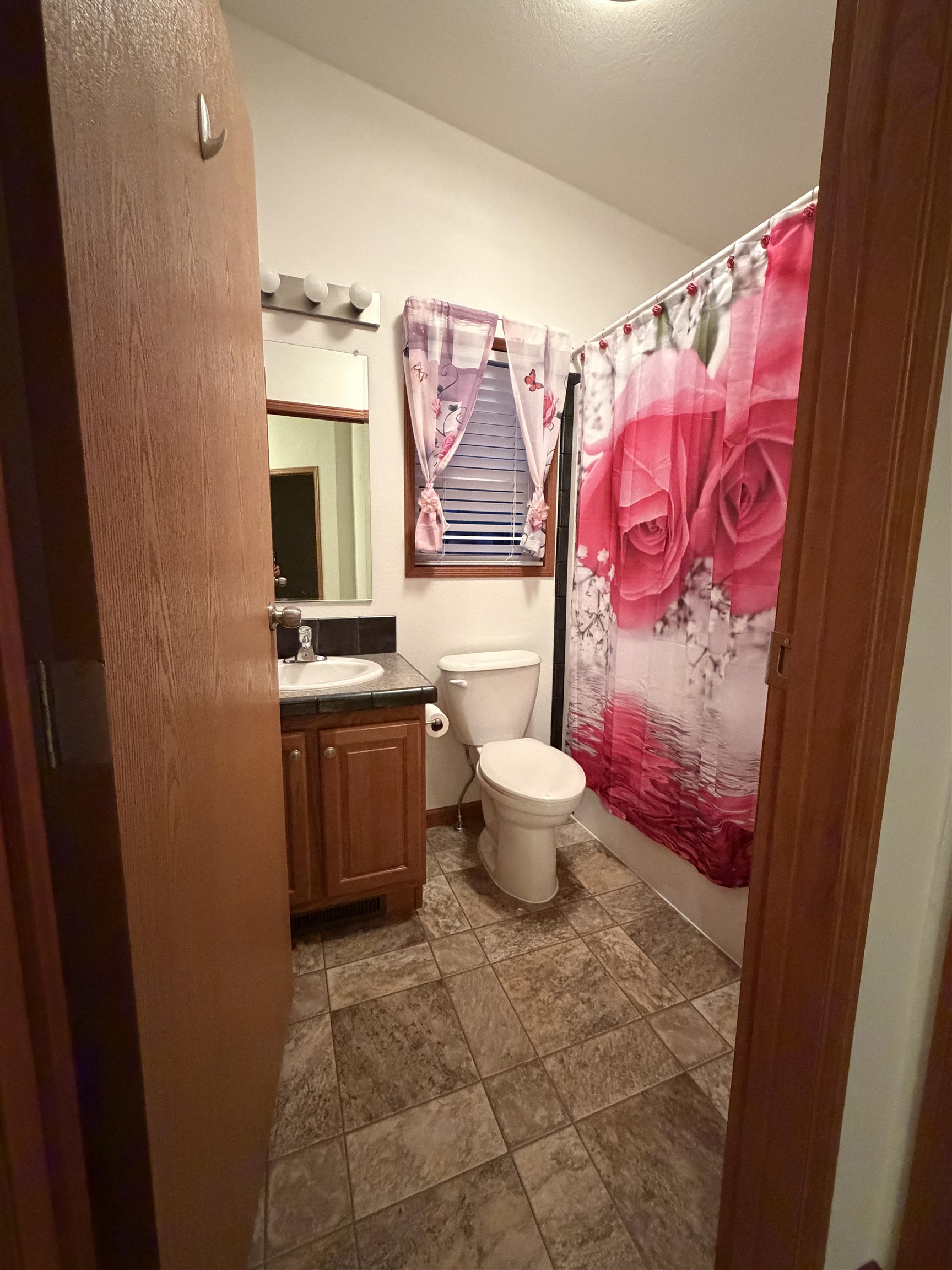 136 West J Street Casper, WY 82601 - Photo 10 of 16