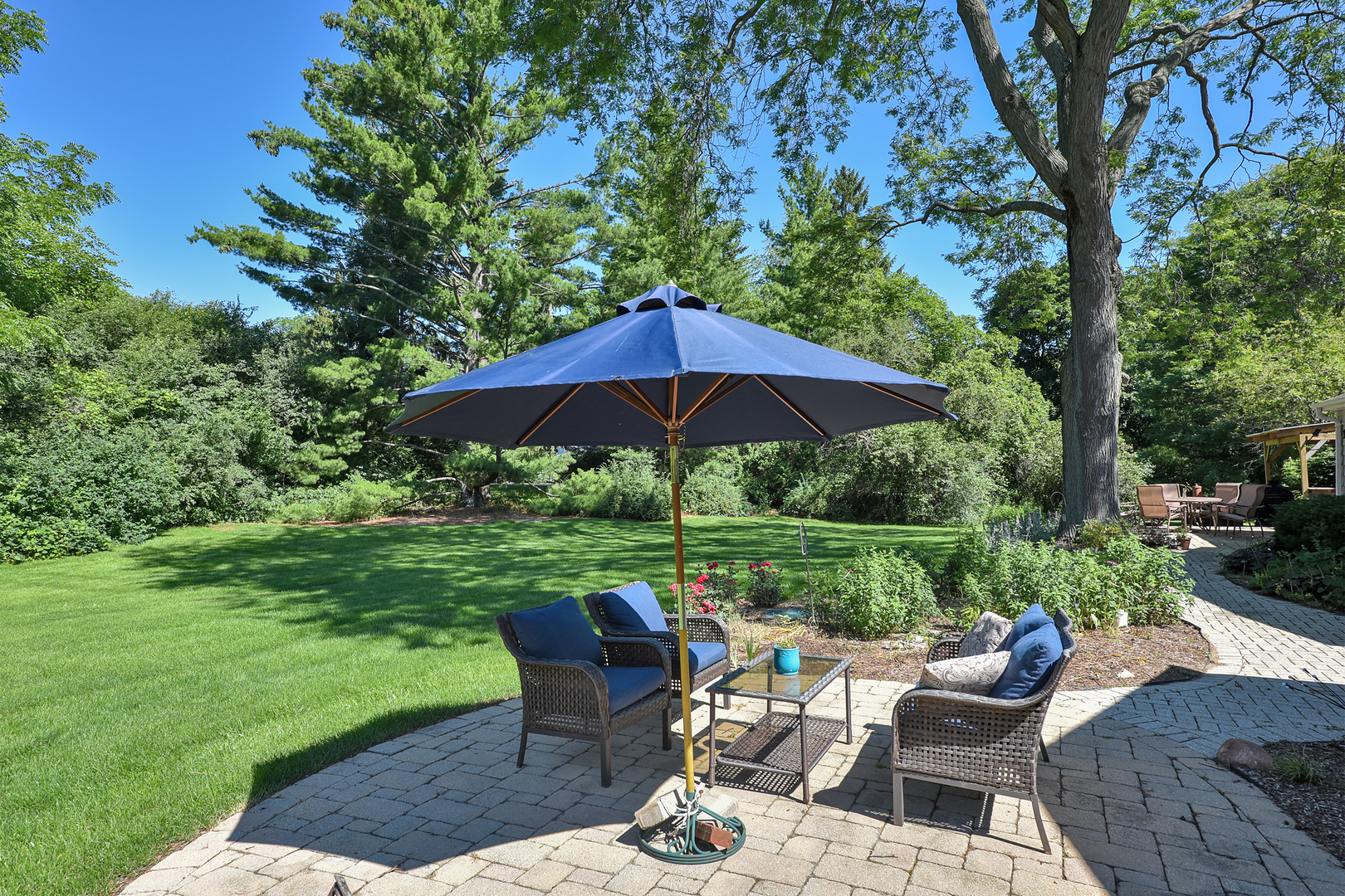 526 North Inverway Road Inverness, IL 60067 - Photo 14 of 19 Gallery Image 14