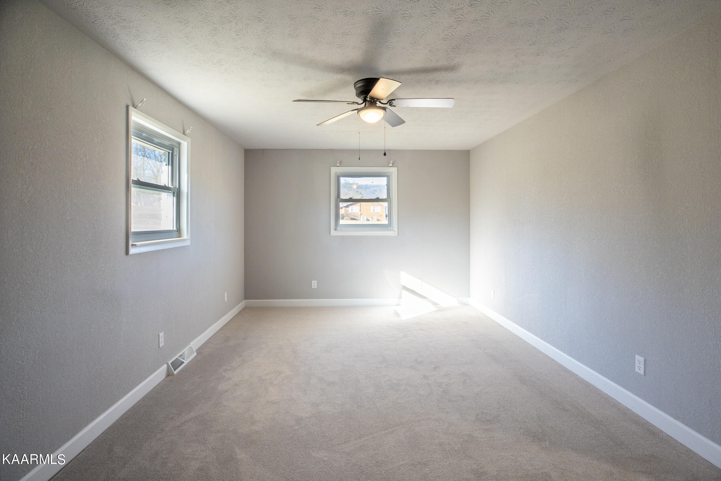 442 Carr Wynn Road La Follette, TN 37766 - Photo 31 of 42 442 Carrwynn Rd-31