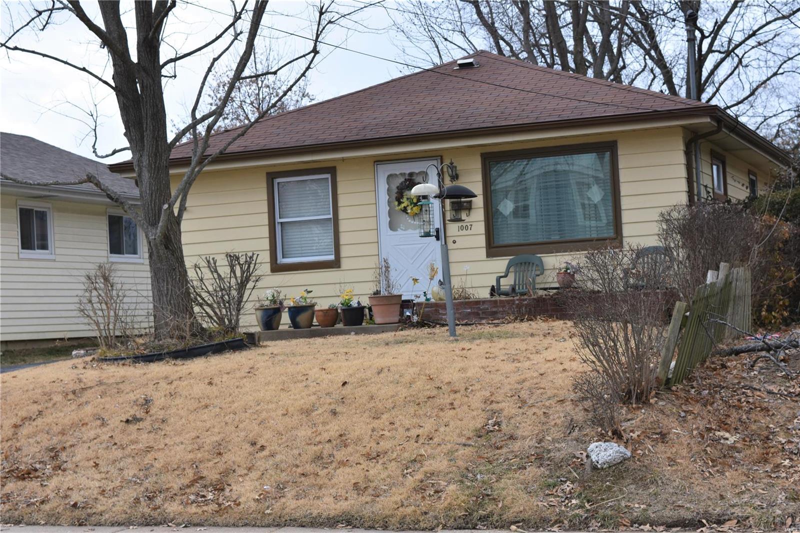 1007 Lindemann Road St. Louis, MO 63131 - Photo 2 of 14 Gallery Image 2