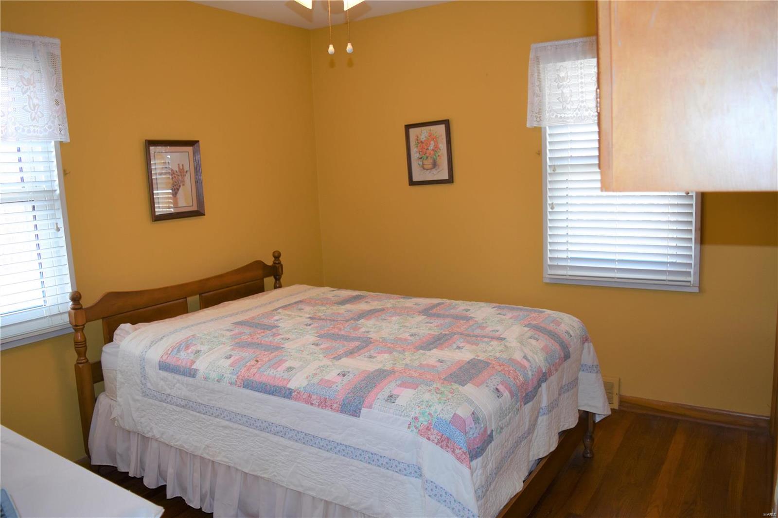 1007 Lindemann Road St. Louis, MO 63131 - Photo 11 of 14 Gallery Image 11