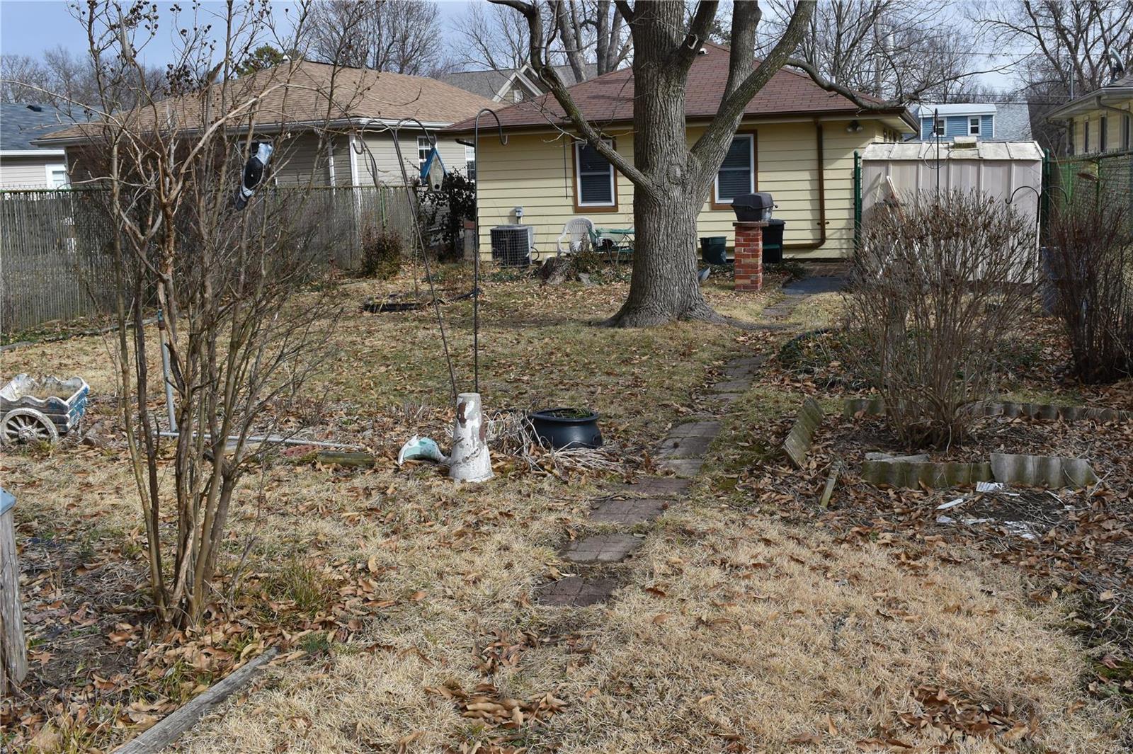 1007 Lindemann Road St. Louis, MO 63131 - Photo 5 of 14 Gallery Image 5