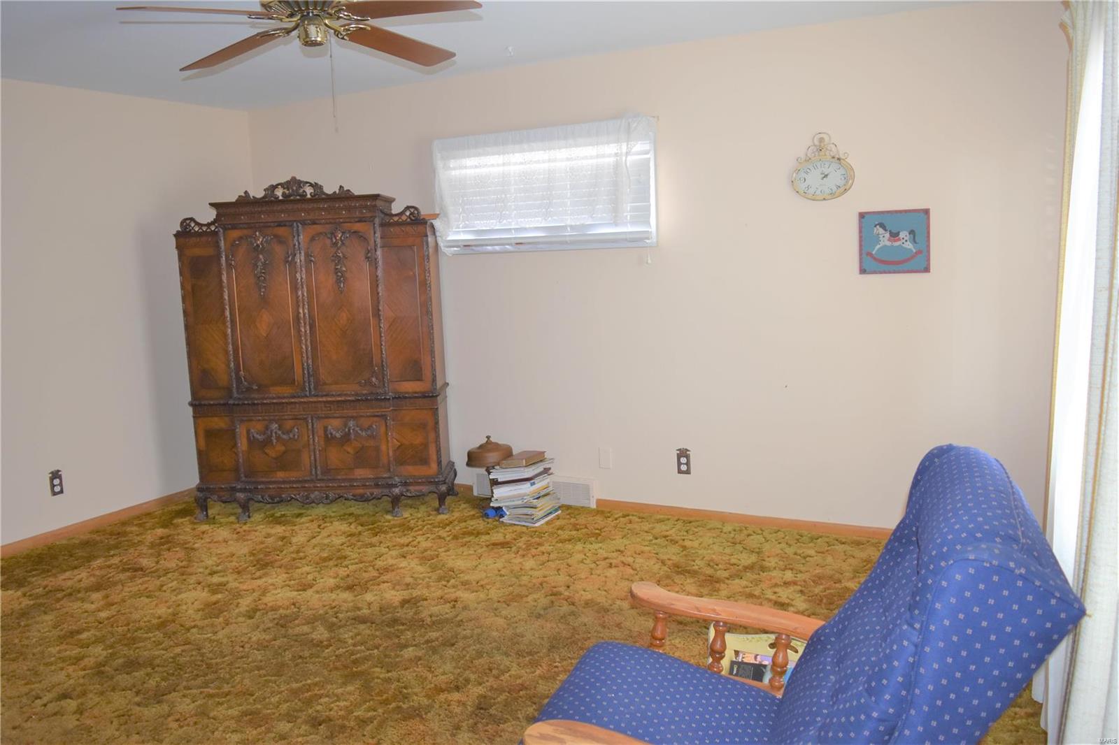1007 Lindemann Road St. Louis, MO 63131 - Photo 10 of 14 Gallery Image 10