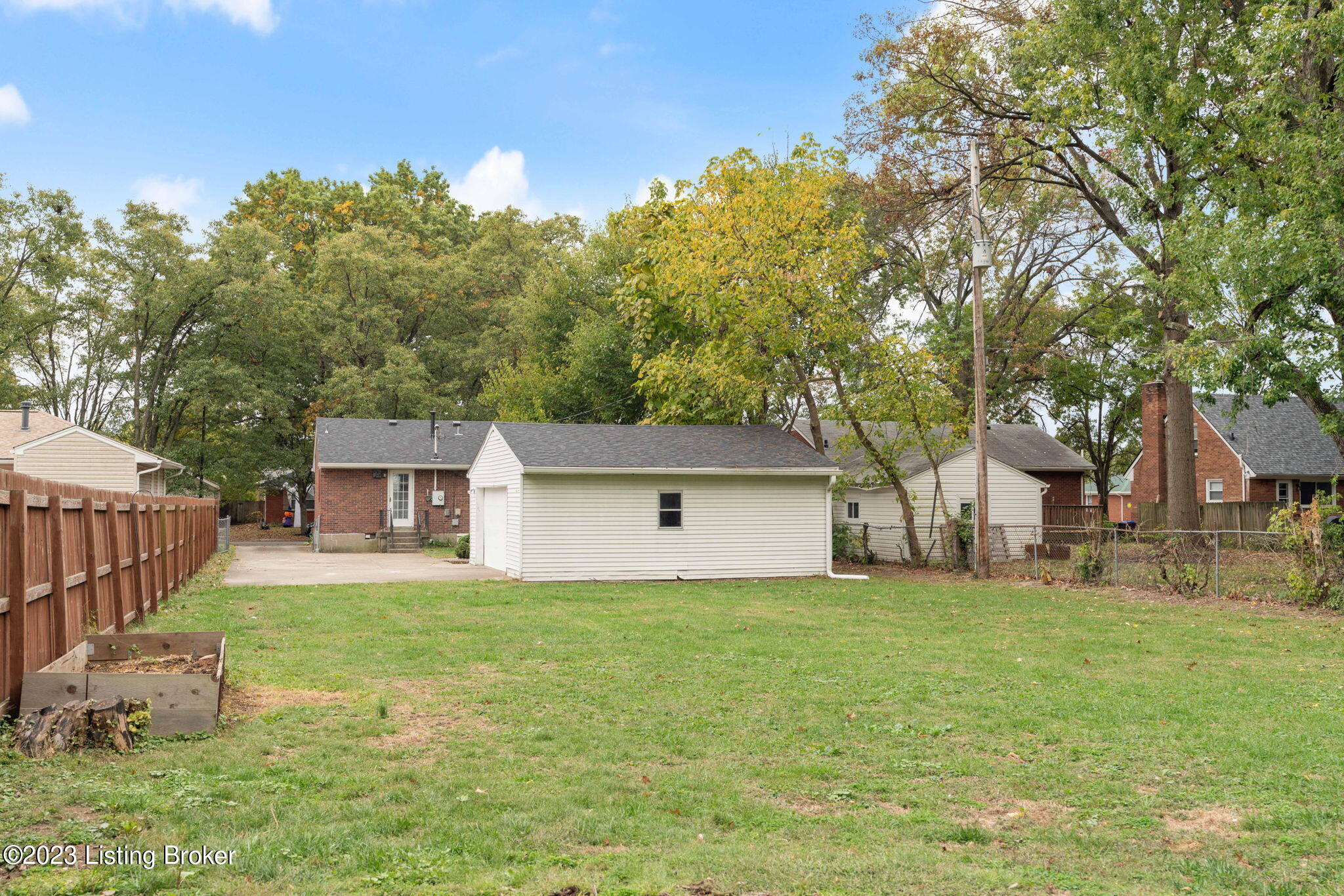 2806 Rio Rita Avenue Louisville, KY 40220 - Photo 27 of 29 2806 Rio Rita Ave-9