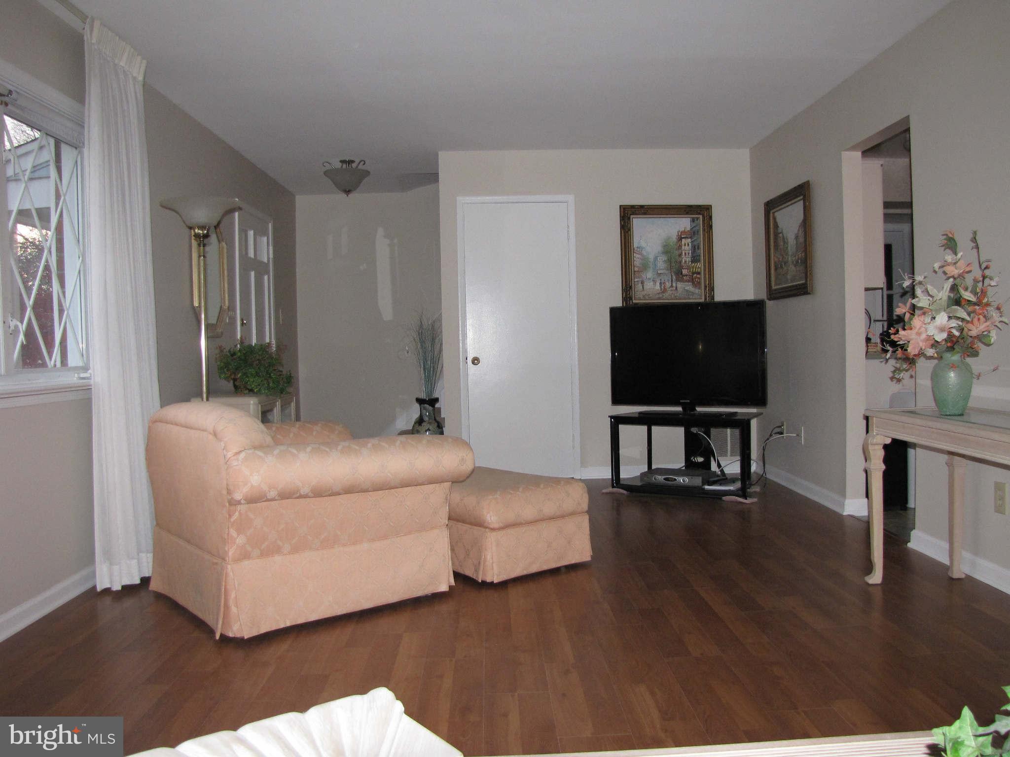 7218 Kennebunk Road Baltimore, MD 21244 - Photo 4 of 30 Interior (General)