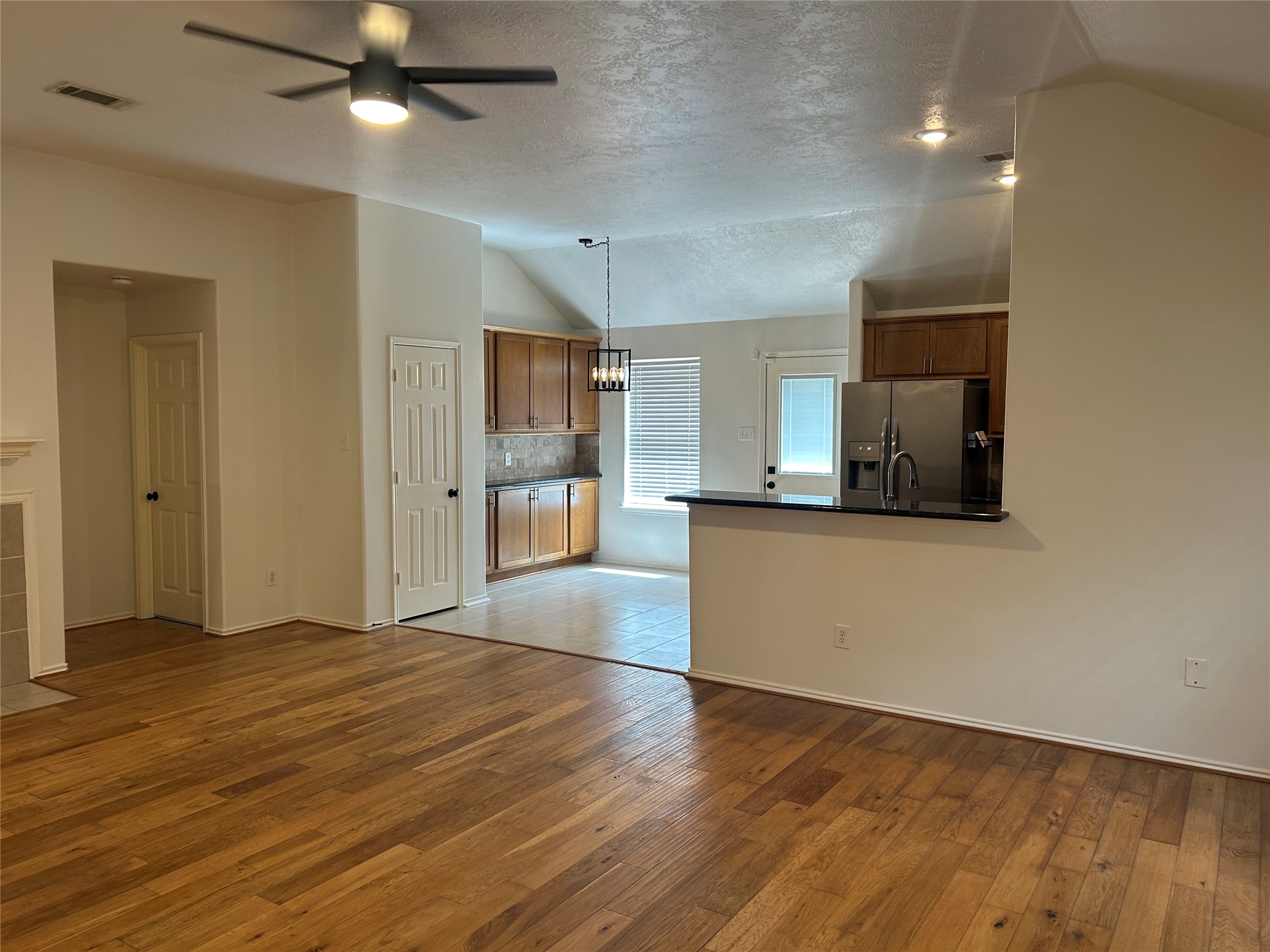 5523 Autumn Ash Lane Rosharon, TX 77583 - Photo 4 of 19