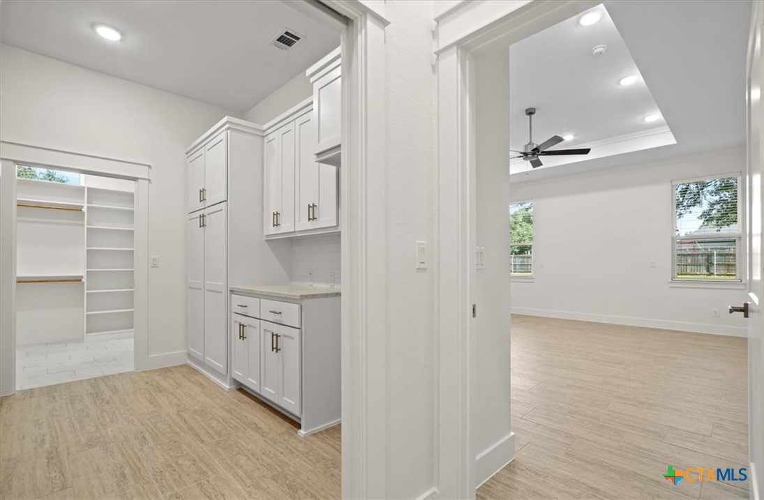 8439 Spring Creek Loop Salado, TX 76571 - Photo 26 of 40 Laundry room has sink and are for 2nd Fridge with water.