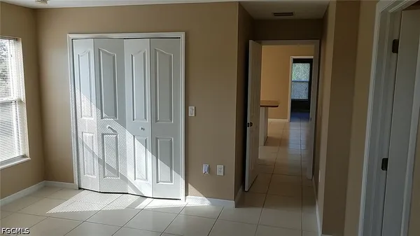 $1,700 | 932 Dobbins Street East, Lehigh Acres, FL 33974