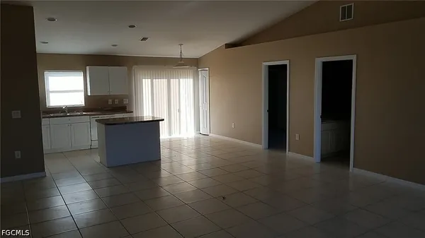 $1,700 | 932 Dobbins Street East, Lehigh Acres, FL 33974