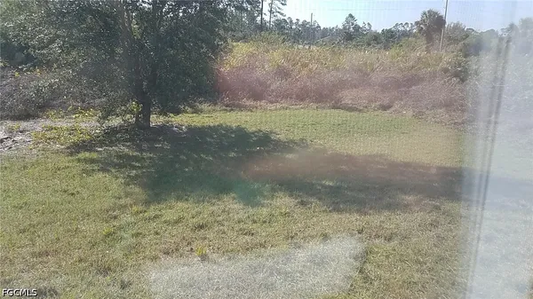 $1,700 | 932 Dobbins Street East, Lehigh Acres, FL 33974