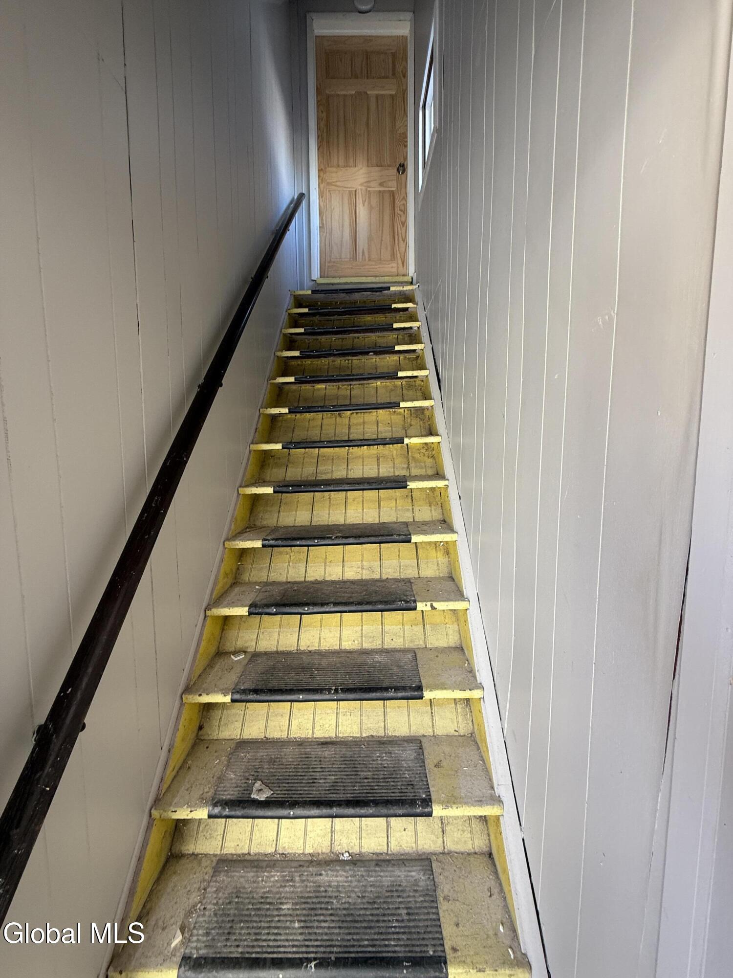 1320 4th Avenue Schenectady, NY 12303 - Photo 12 of 19 IMG_5161