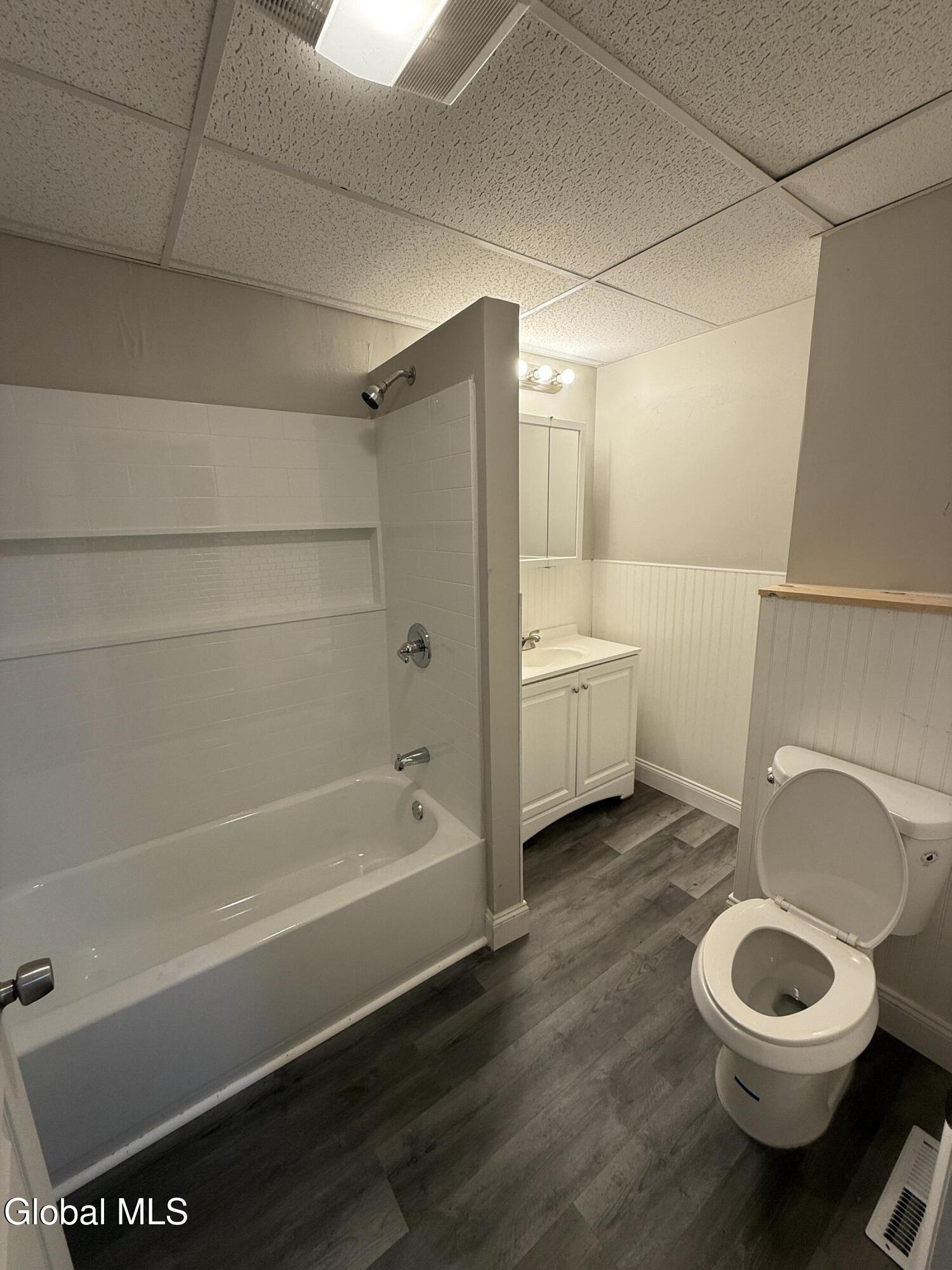 1320 4th Avenue Schenectady, NY 12303 - Photo 8 of 19 IMG_5157