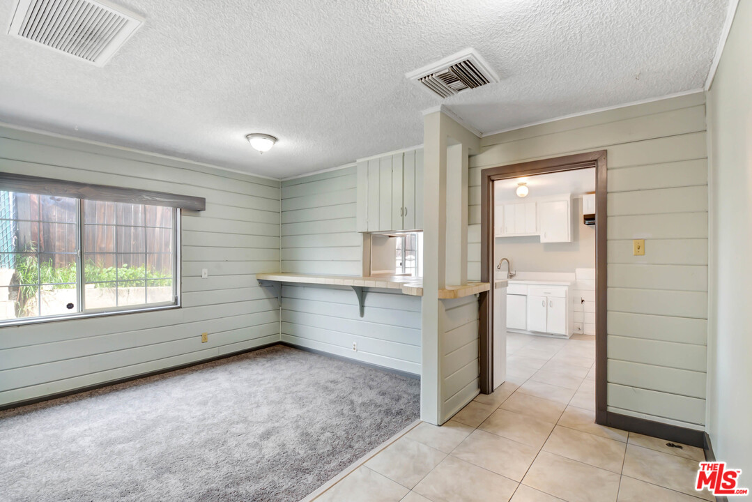 467 West G Street Colton, CA 92324 - Photo 7 of 15