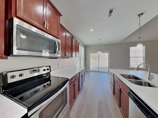 $2,299 | 4305 Sir Julian Court, Raleigh, NC 27610