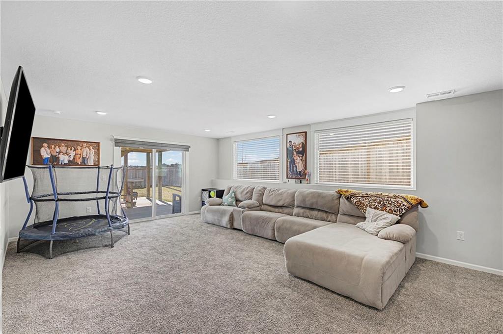 3611 Prairie Clover Court Lawrence, KS 66049 - Photo 36 of 48