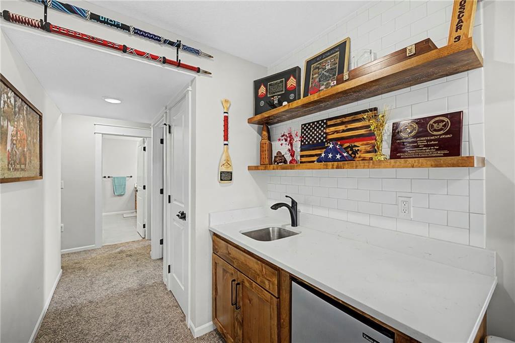 3611 Prairie Clover Court Lawrence, KS 66049 - Photo 39 of 48