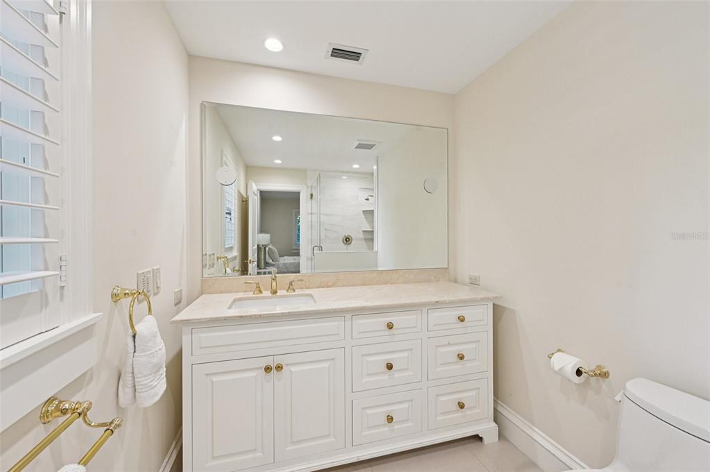 1121 Morningside Place Sarasota, FL 34236 - Photo 45 of 76