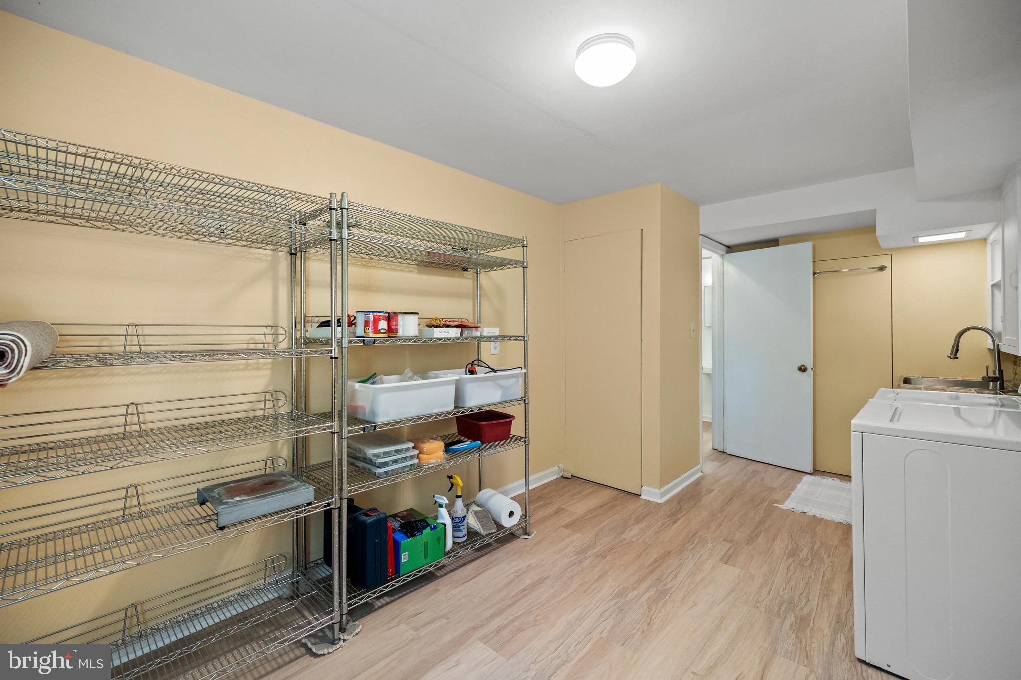 7933 St George Court Springfield, VA 22153 - Photo 35 of 40 TONS of storage space!