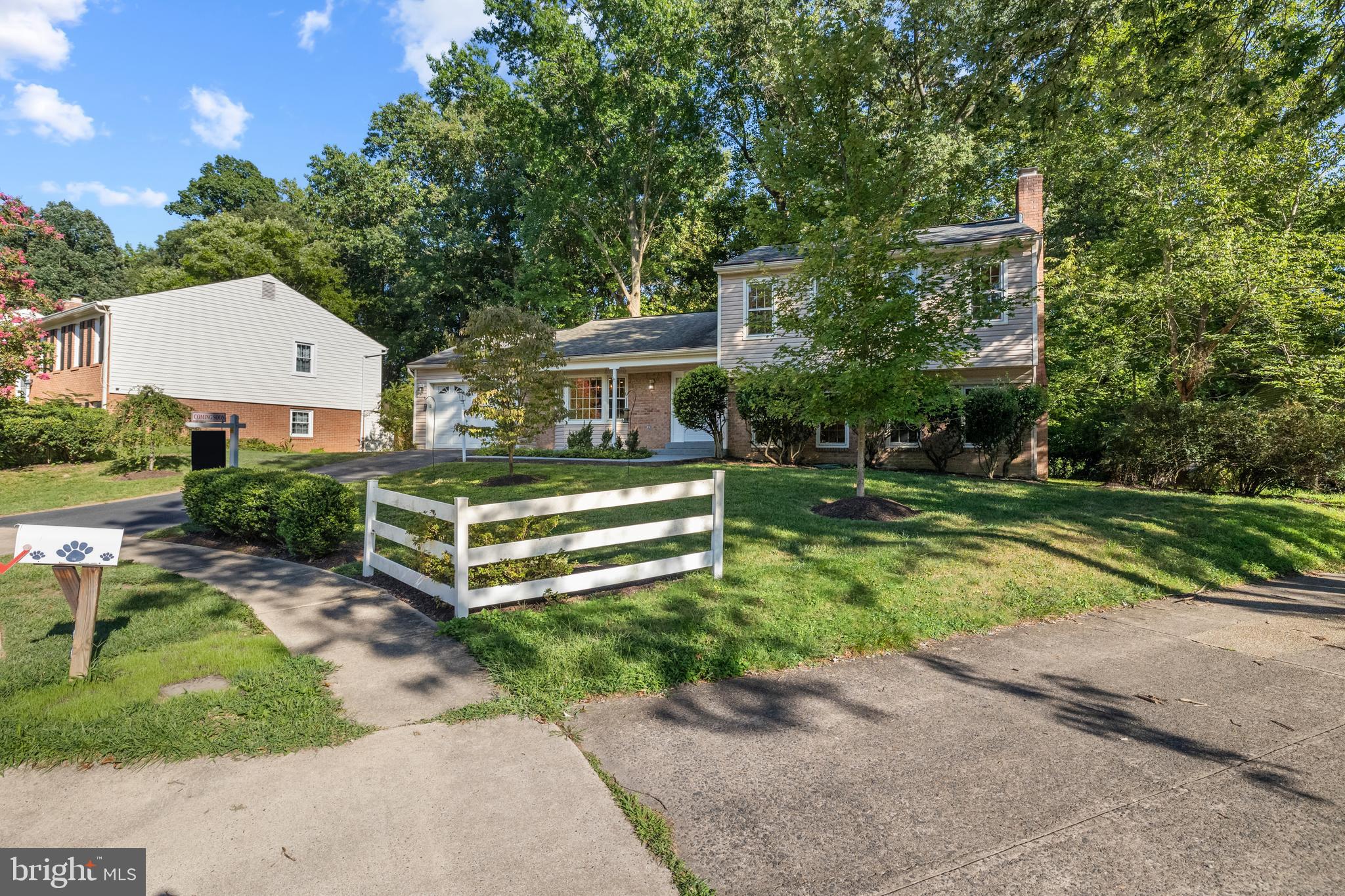 7933 St George Court Springfield, VA 22153 - Photo 40 of 40 Mature trees and shrubs