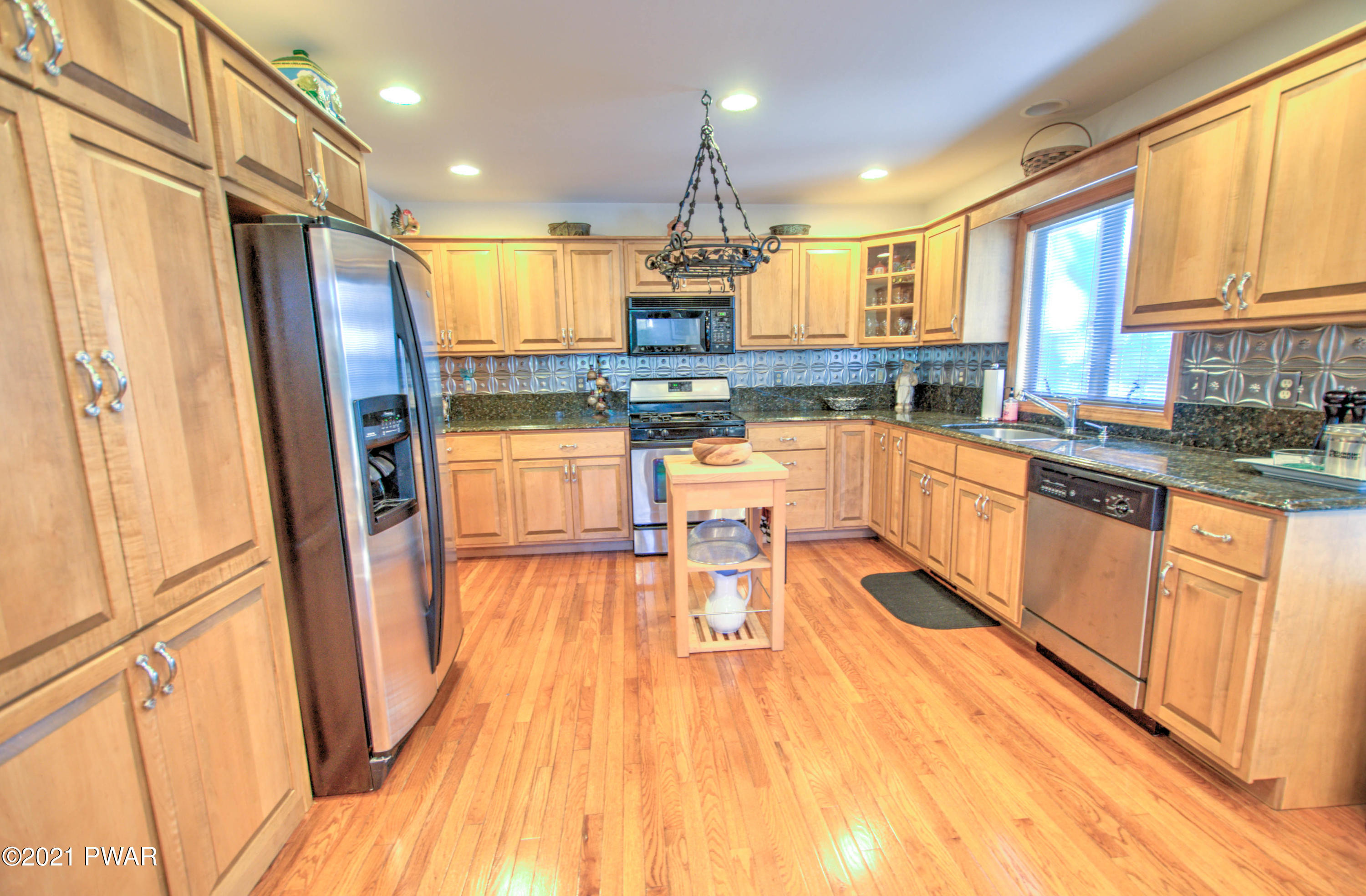 198 Cricket Hill Road Hawley, PA 18428 - Photo 11 of 56