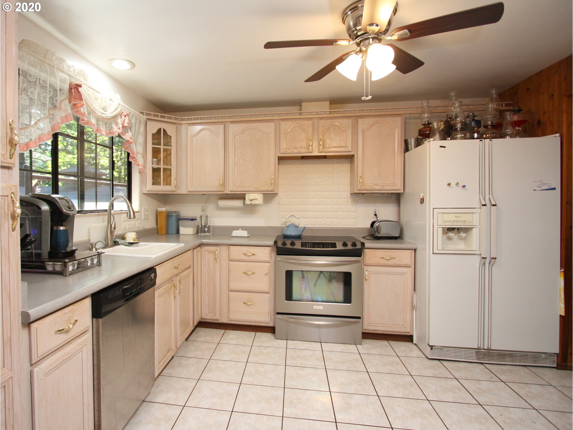 18702 South Grasle Road Oregon City, OR 97045 - Photo 9 of 20 Gallery Image 9