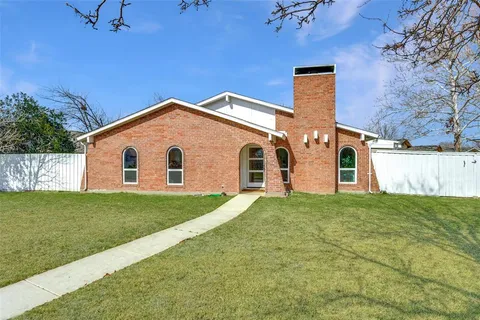 $379,900 | 5702 Galaxie Road, Garland, TX 75044