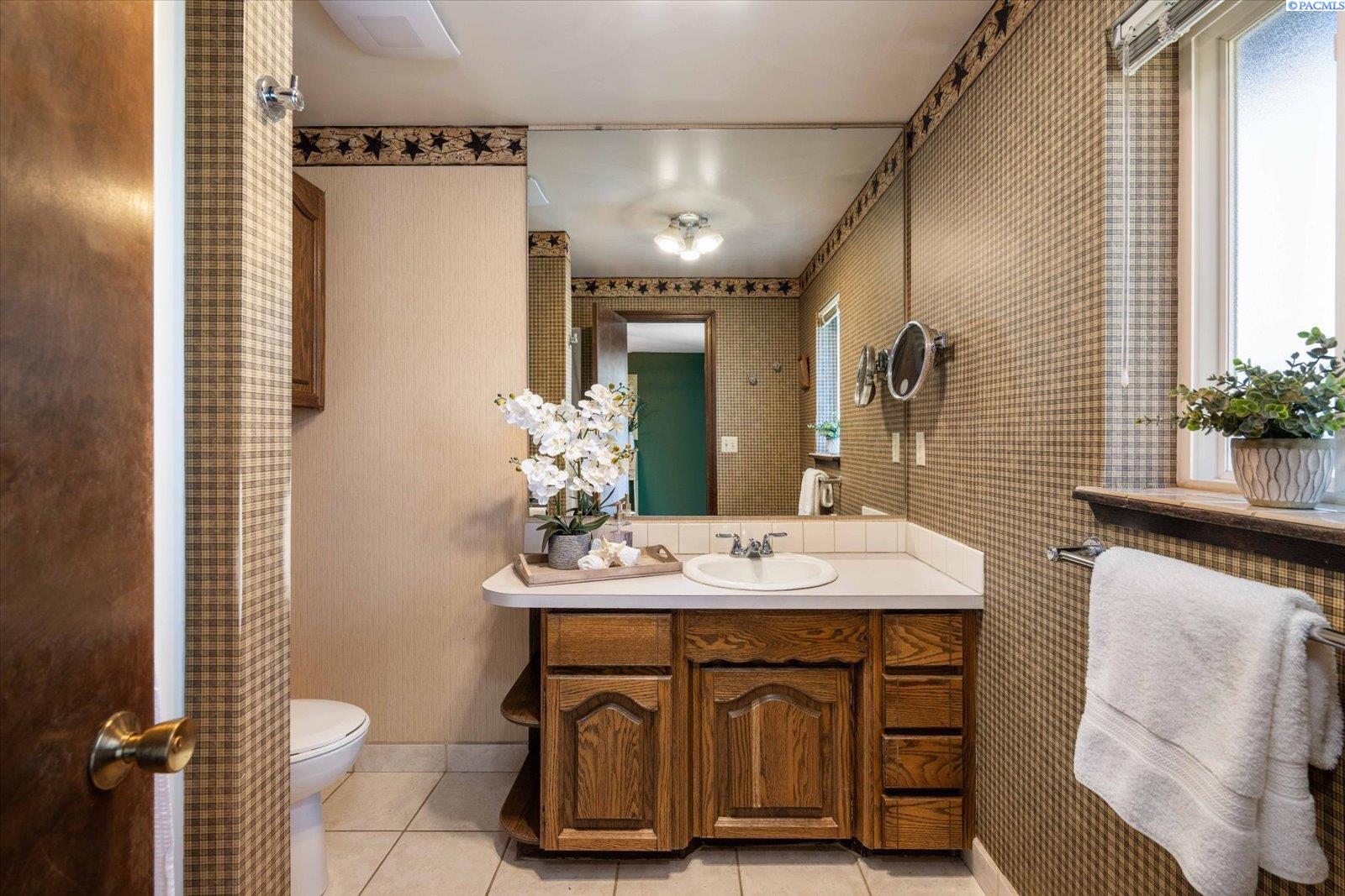 700 Blanton Road Eltopia, WA 99330 - Photo 25 of 39 Gallery Image 25