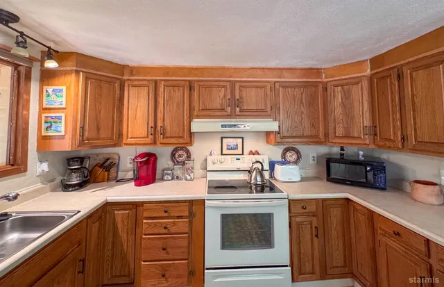 $598,000 | 511 Little Mountain Lane, South Lake Tahoe, CA 96150