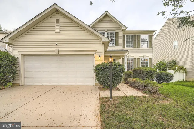 a view of backyard of house